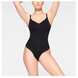 SKIMS Seamless Sculpt Brief Bodysuit Onyx